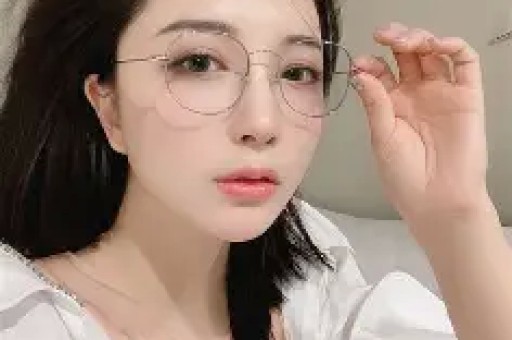 网红卖假货被央视报道承诺假一赔万真出事了却拒绝理赔