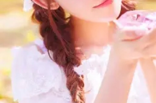 陪睡陪玩已过时！又一女星自曝潜规则当众被强吻、伸手进裤子