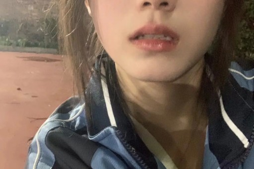 网红司晓迪直播骂白鹿素颜普通、媚男看不起人！评论区翻车连闺蜜都拆台蹭热度翻车最快的一次